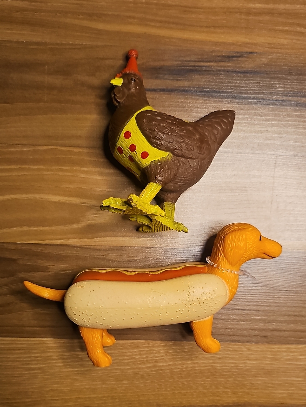 Party Animal PVC Figures, Weiner Dog, Chicken